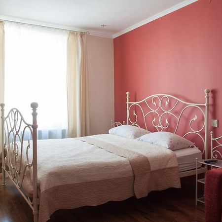 Apartment Roksolana 2 Lviv Ngoại thất bức ảnh