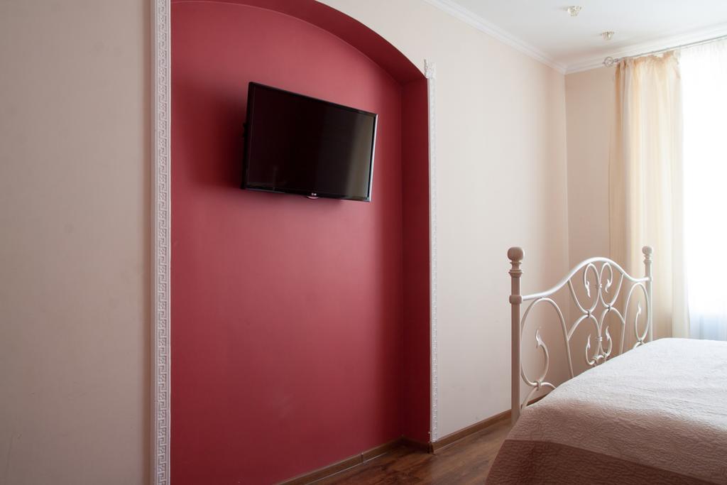 Apartment Roksolana 2 Lviv Ngoại thất bức ảnh