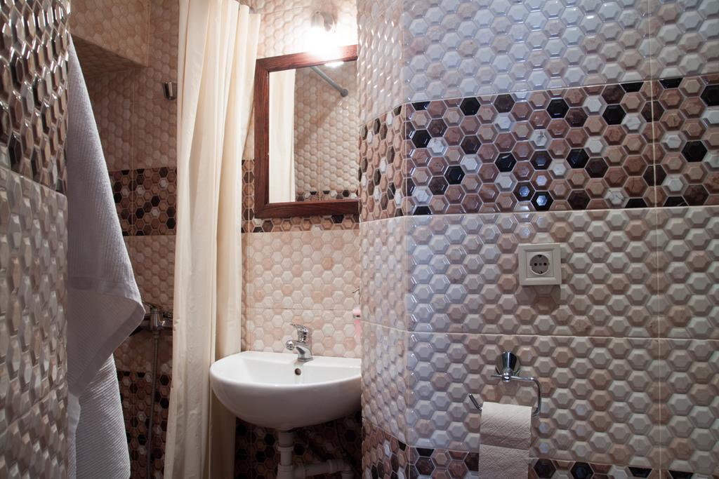 Apartment Roksolana 2 Lviv Ngoại thất bức ảnh